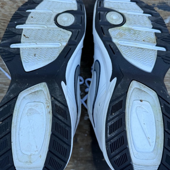 Great Sneakers - Picture 3 of 3